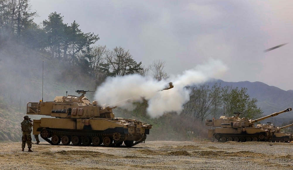 2nd Armored Brigade Combat Team conducts Artillery Table XII qualification