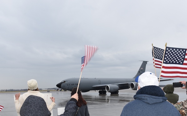 914TH AIRMEN RETURN HOME FROM FIRST KC-135 MISSION DEPLOYMENT