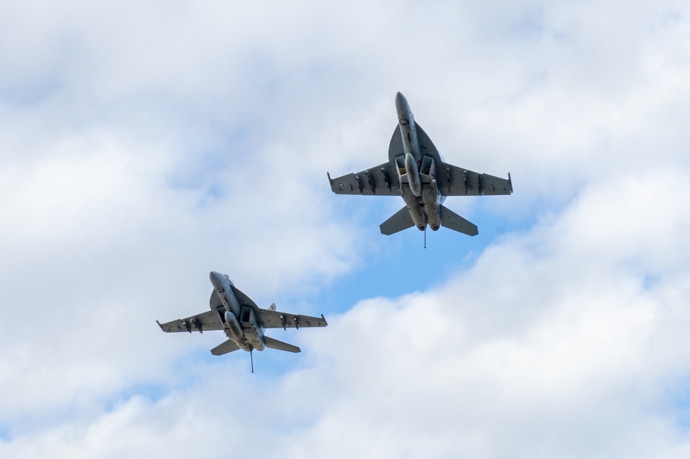 201211-N-OC333-0016
