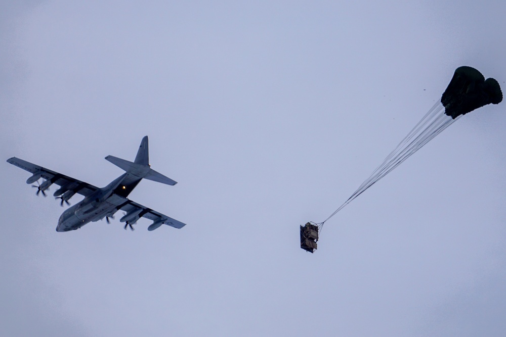 DVIDS - Images - Marine aircraft and Army paratroopers deliver GMV ...