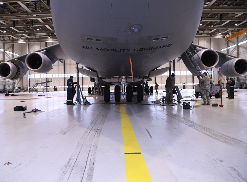 A day in the life, 721st AMS