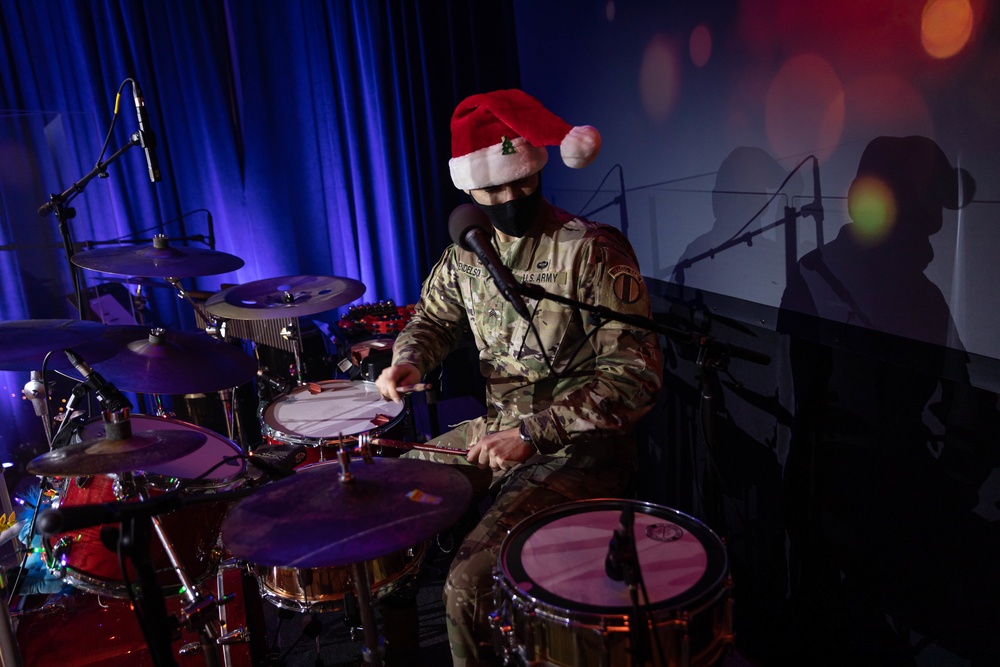 TRADOC Band Leads the Way in Bringing Holiday Spirit to a Virtual Audience