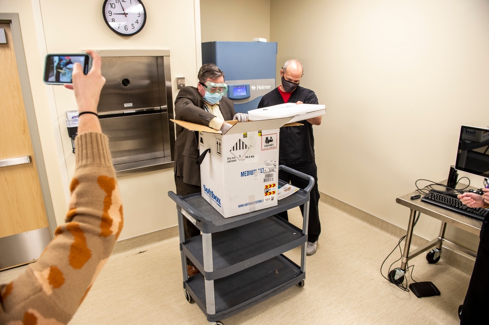 Oklahoma National Guard assist in COVID vaccine distribution