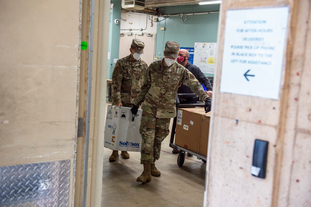 Oklahoma National Guard assist in COVID vaccine distribution