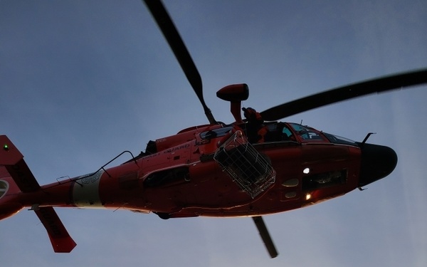 Coast Guard rescues 2 duck hunters stranded near Little Egg Inlet, NJ