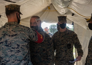 III MEF commanding general visits Yama Sakura 79