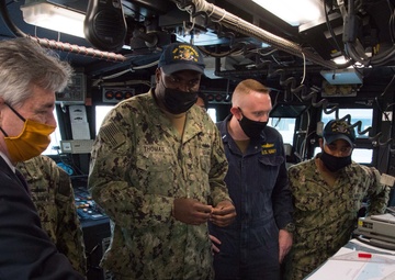 Secretary of Navy visits NSA Bahrain