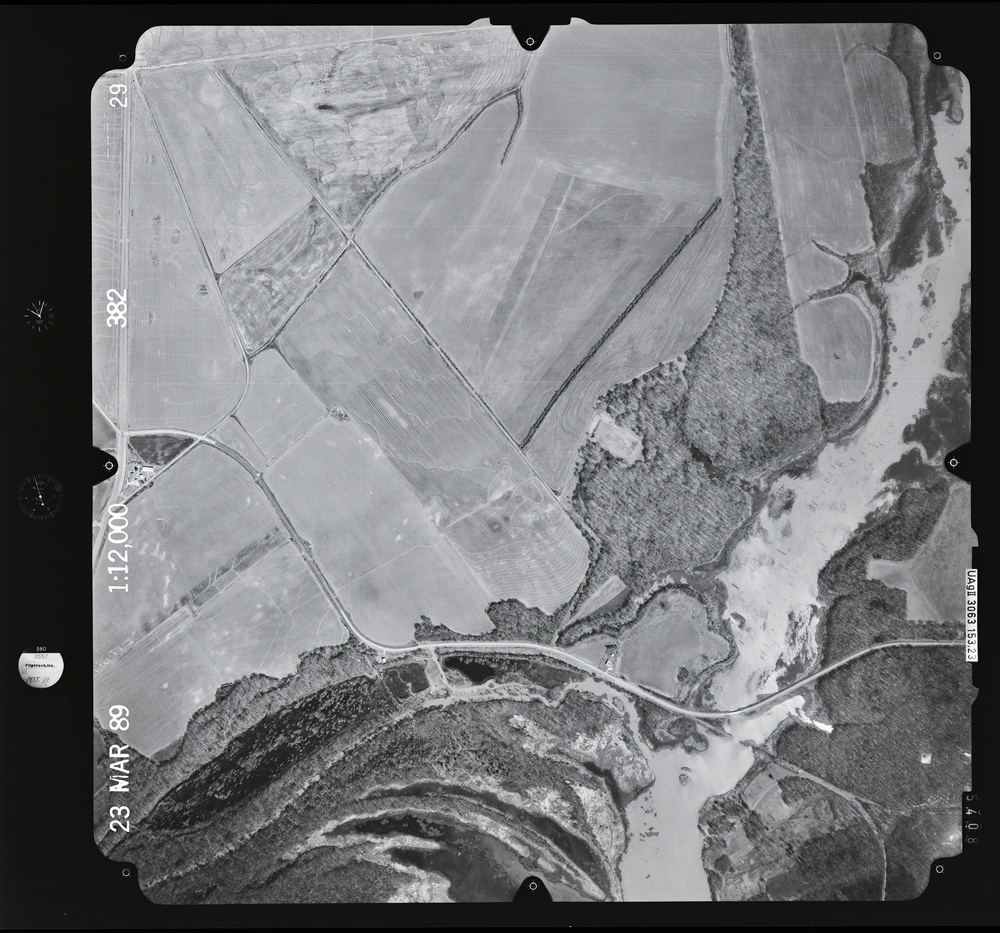 083228.031 - Arkansas River.382.1