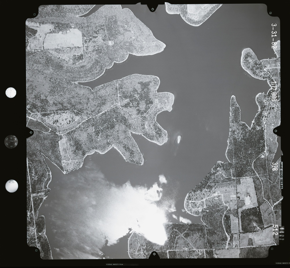 083251.156 - Table Rock Lake.328.3