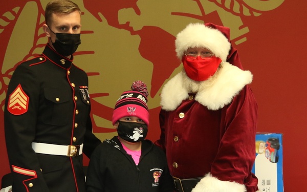 Recruiting Substation Raleigh Receives Toys for Tots donations