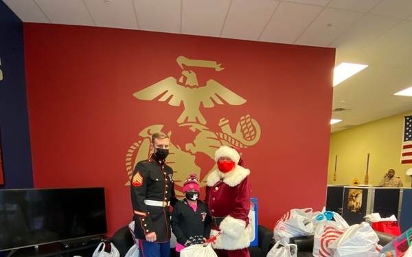 Recruiting Substation Raleigh Receives Toys for Tots donations
