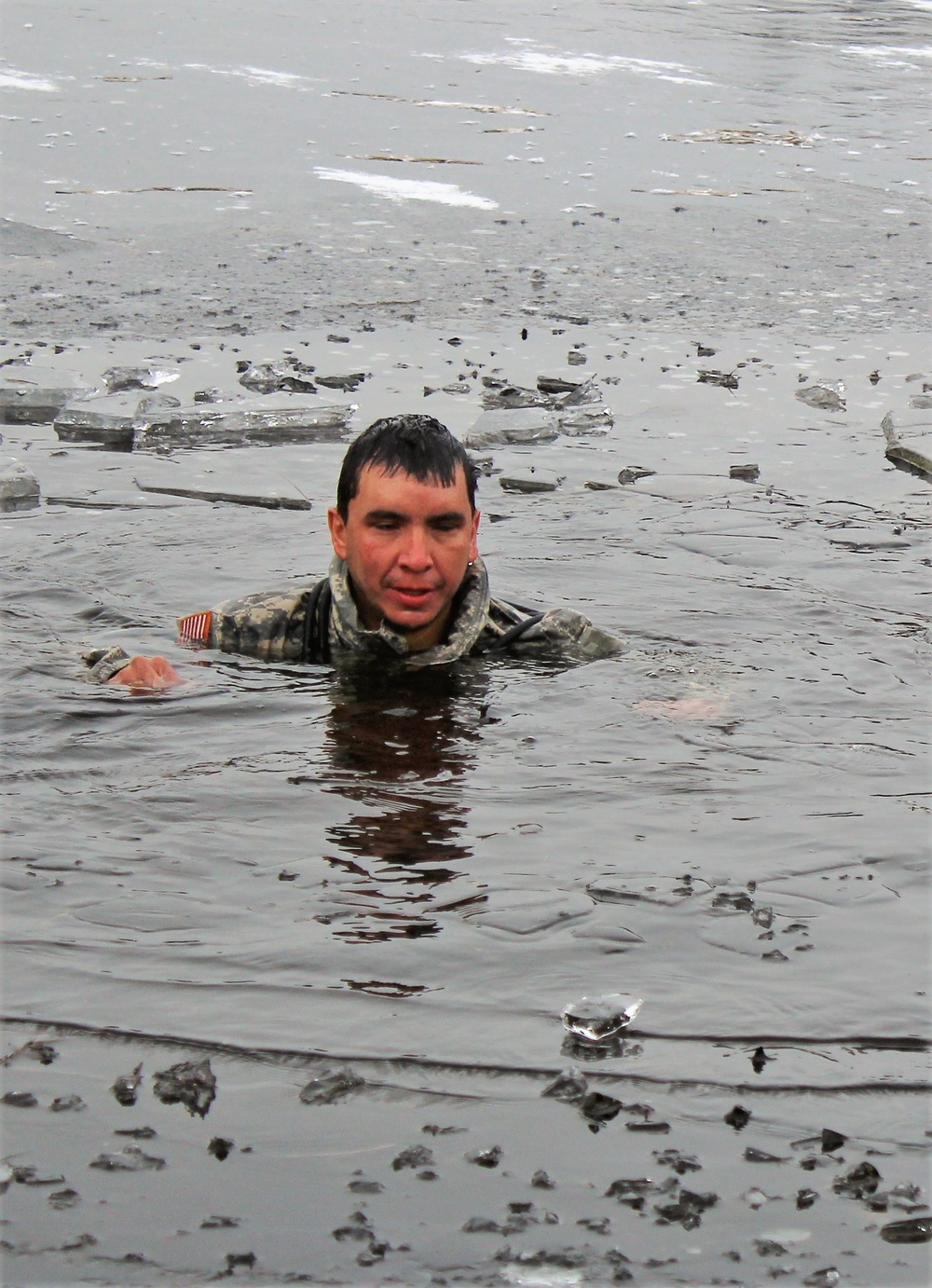 Soldiers participate in cold-water immersion event during CWOC training at Fort McCoy