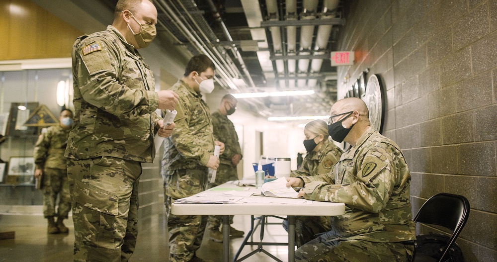 Frontline Hoosier Guardsmen receive COVID vaccination