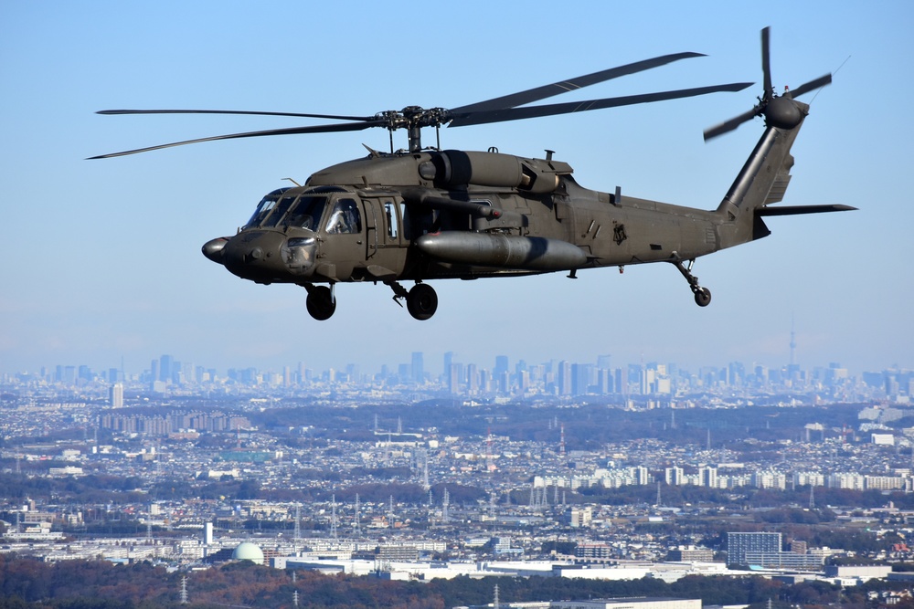 U.S. Army Aviation Battalion Japan participates in rehearsal flight with JGSDF