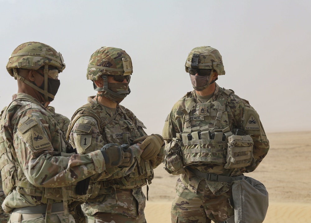 SMA visits Soldiers in Kuwait