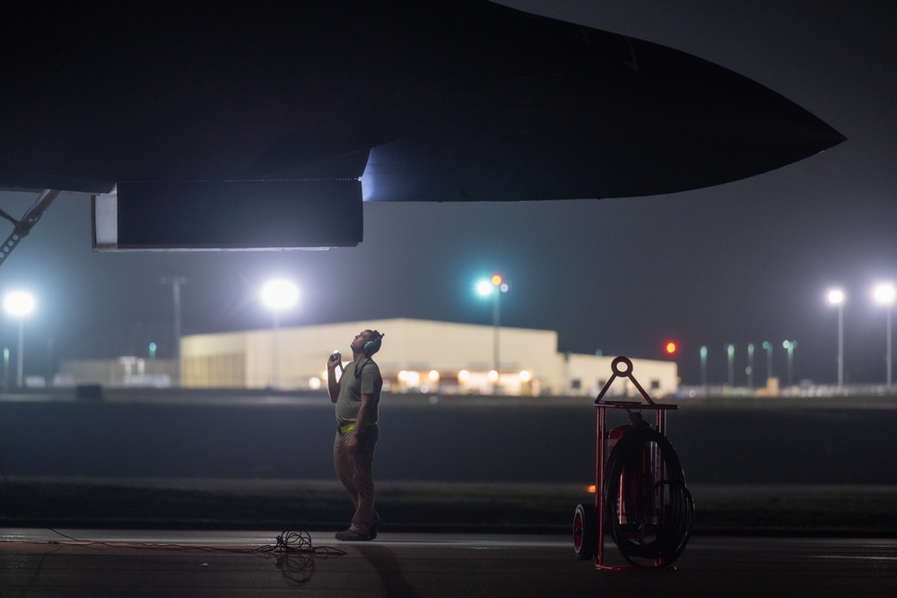 B-1 Lancers conduct joint training in Sea of Japan