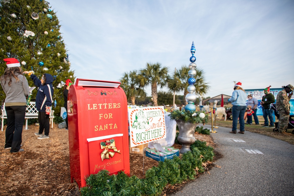 Happy Holidays - Tree lighting ushers in yuletide season