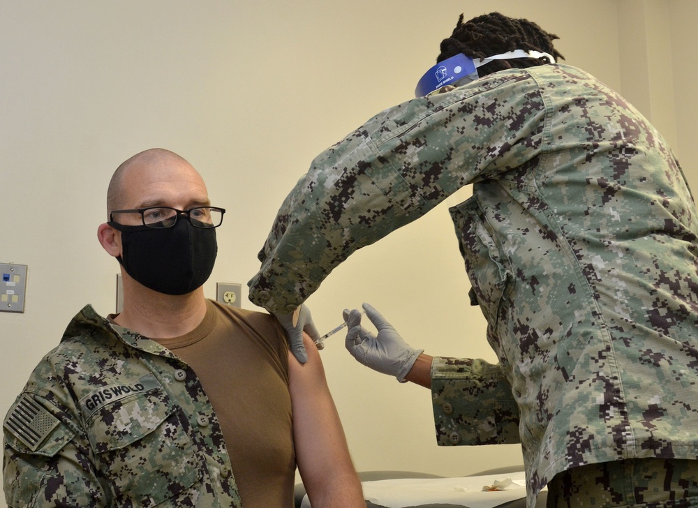 COVID-19 vaccinations begin at Naval Hospital Jacksonville