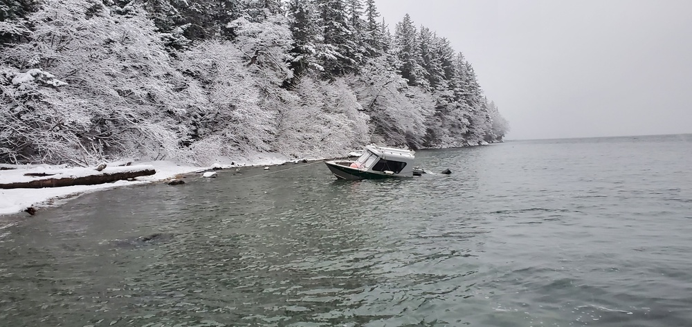 Coast Guard rescues 3 stranded near Juneau