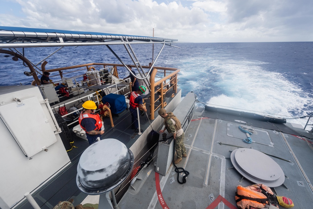 Navy Maritime Expeditionary Security Forces and Coast Guard Conduct Towing Exercise in Philippine Sea