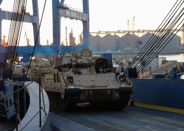 Soldiers From 15th Infantry Regiment Carry ‘Can Do’ Attitude to Port Operations