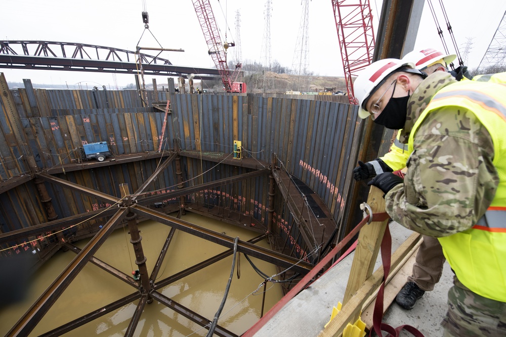 General gets rundown on challenges impacting Kentucky Lock Addition Project