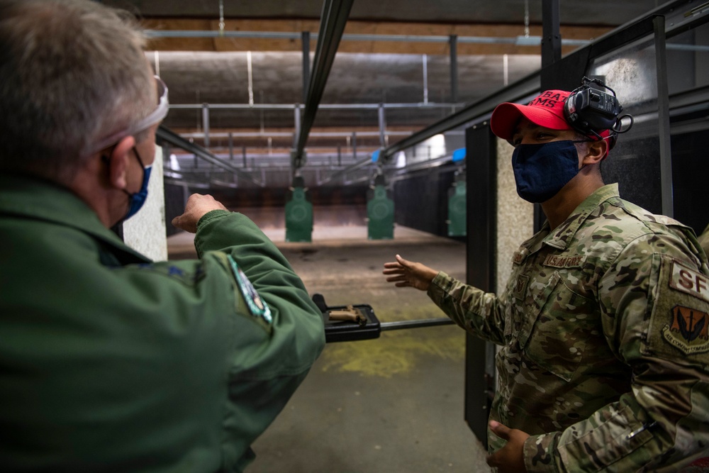 Team Seymour welcomes ACC commander