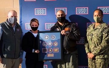 HSC 14 Sailor presented USO Service Member of the Year Award