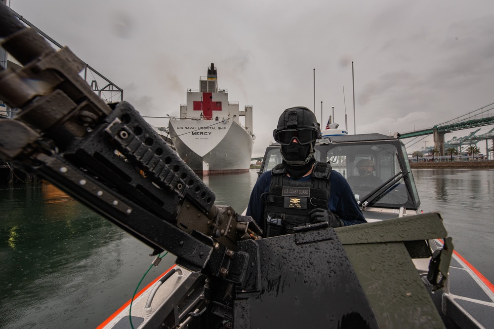 Coast Guard provides maritime security zone for USNS Mercy