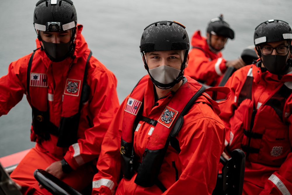 USCGC Waesche conducts small boat training in Yokosuka, Japan