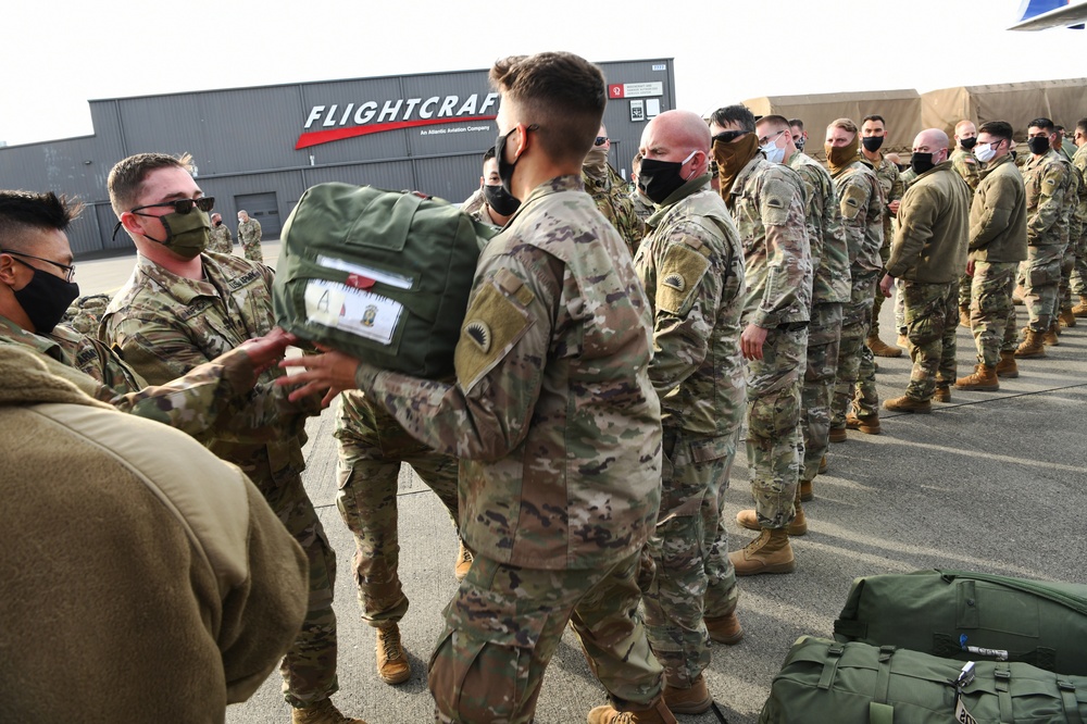 Oregon National Guard Soldiers return from Deployment in Kosovo