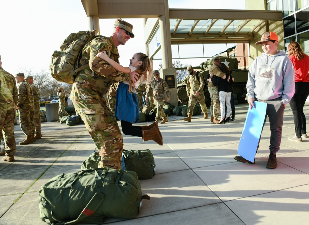 Oregon National Guard Soldiers return from Deployment in Kosovo