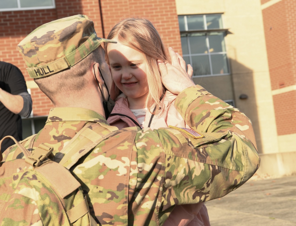Oregon National Guard Soldiers return from Deployment in Kosovo