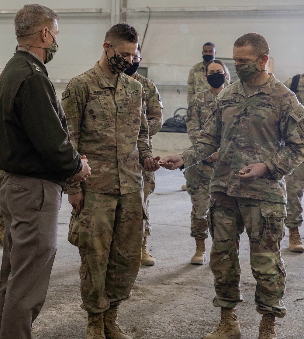 Chief of Staff and Sergeant Major of the Army visit Soldiers
