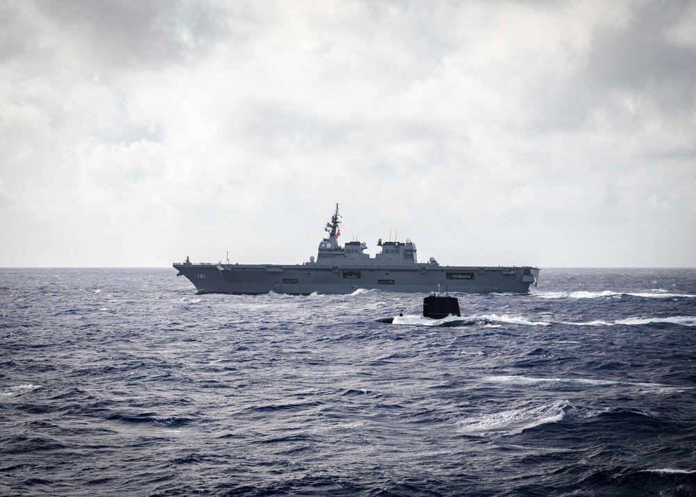 McCain conducts CODEP with FS Émeraude, JS Hyūga