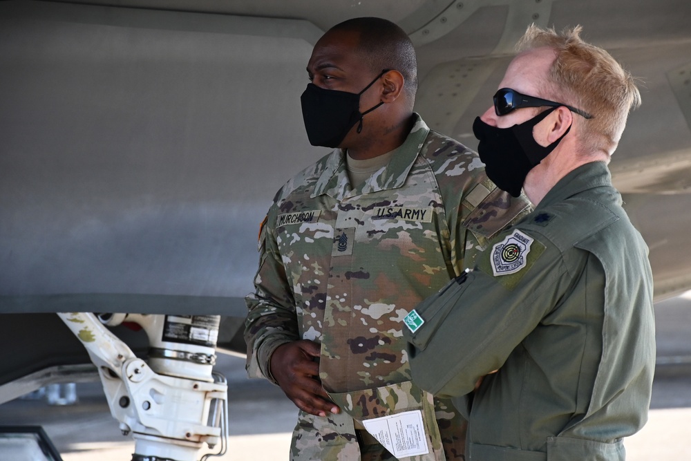 Army ground liaison officers advance pilot training with realistic scenarios