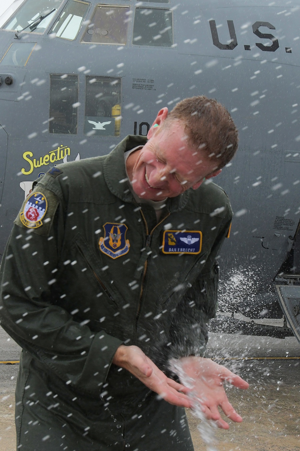 94th Airlift Wing vice commander conducts fini flight