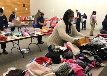 Coast Guard holiday gift drive