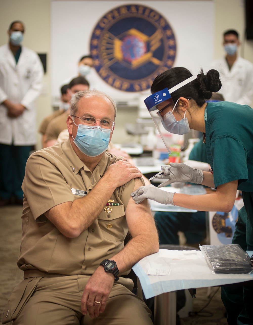 CNO, MCPON, Navy Surgeon General Receive COVID-19 Vaccine