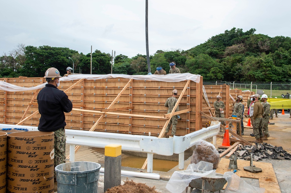 Seabees Renovate CESE Wash Rack on Camp Shields