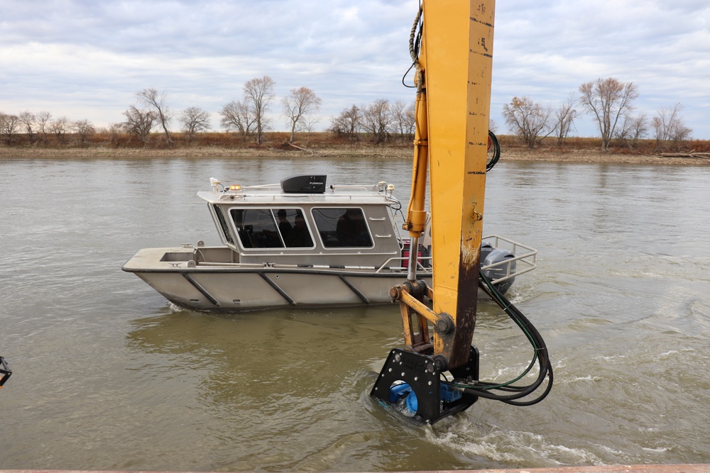 Survey work boat assists hydrodynamic dredge operation