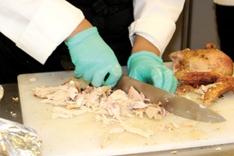 Salvation Army Thanksgiving: Culinary specialists prepare more than 1,500 meals