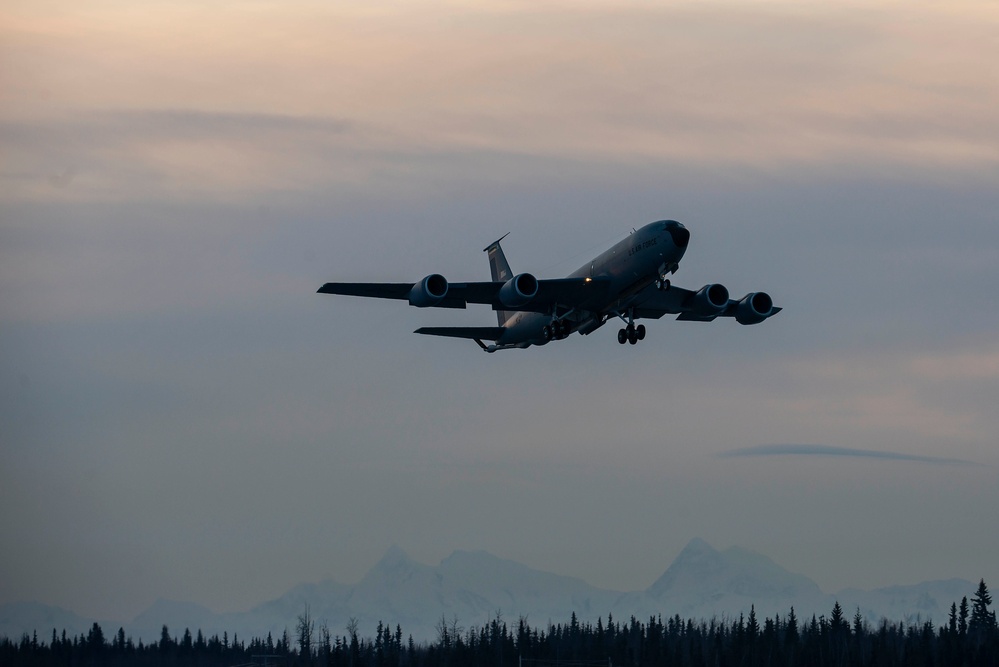 Eielson AFB team exercised rapid combat readiness, demonstrates arctic ability