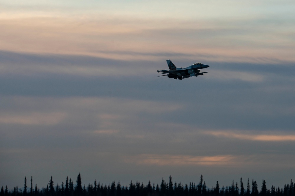 Eielson AFB team exercised rapid combat readiness, demonstrates arctic ability