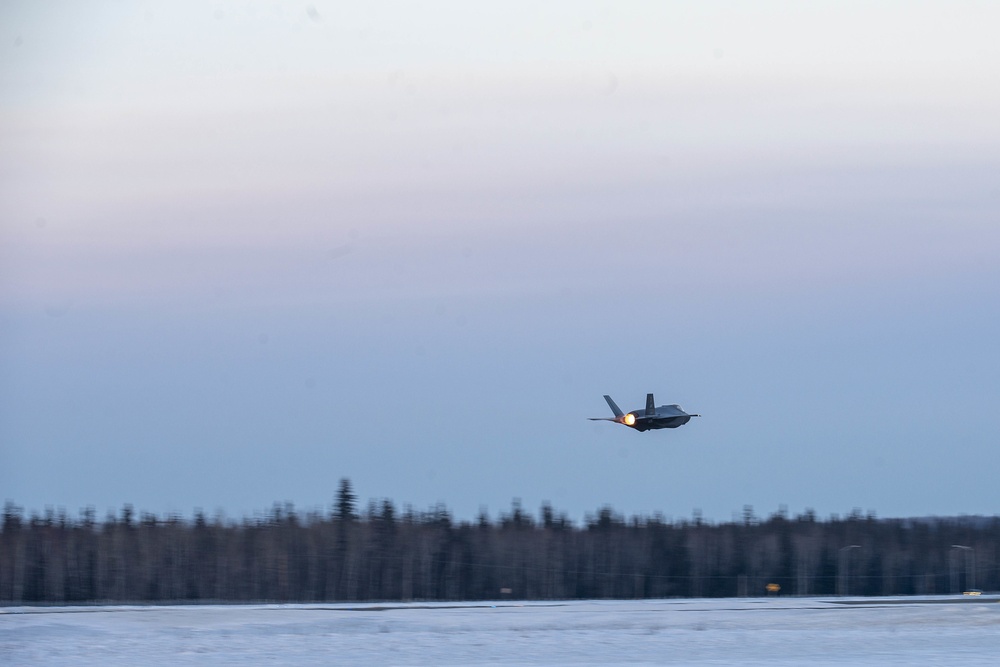 Eielson AFB team exercised rapid combat readiness, demonstrates arctic ability