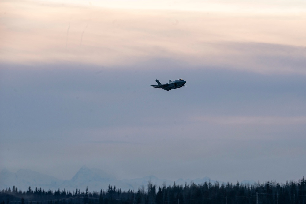 Eielson AFB team exercised rapid combat readiness, demonstrates arctic ability