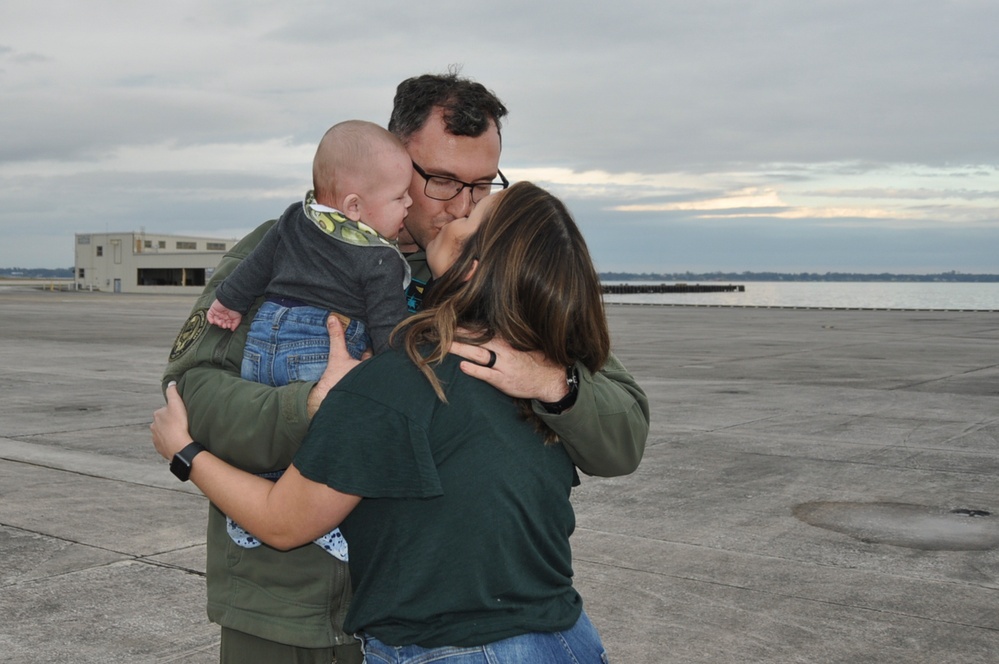 HSM-60 DET 2 Returns from Deployment Just Before Christmas