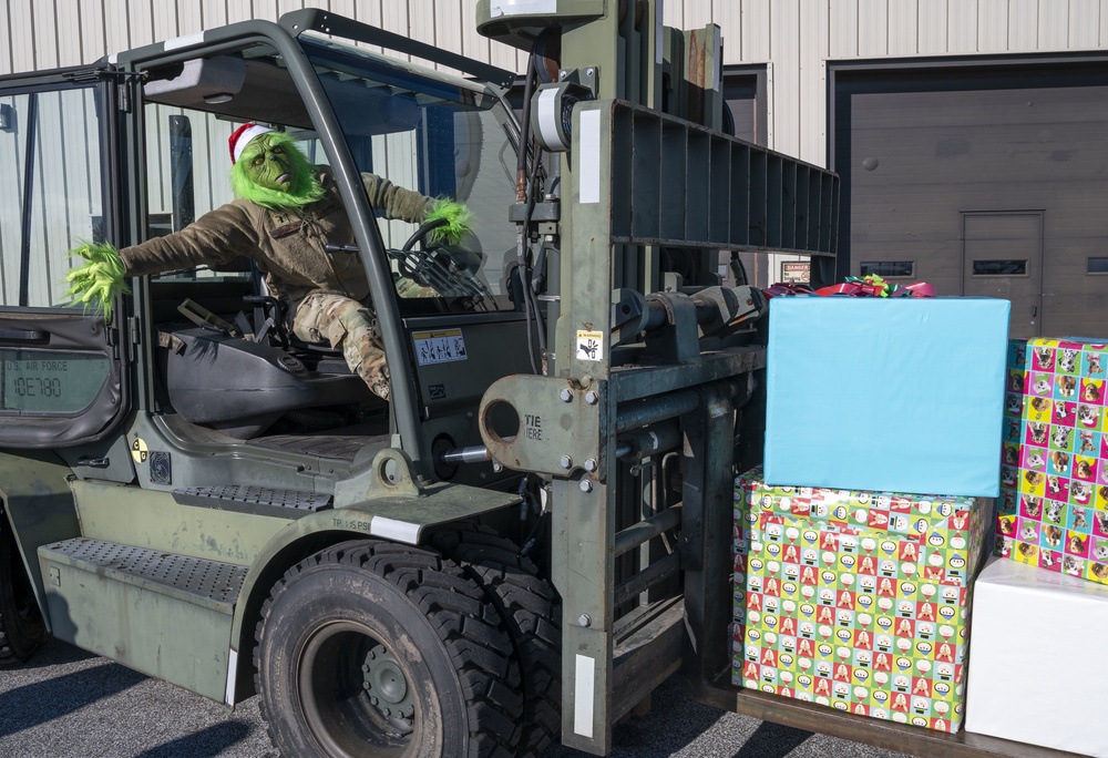 The Grinch causes mischief at Dover AFB