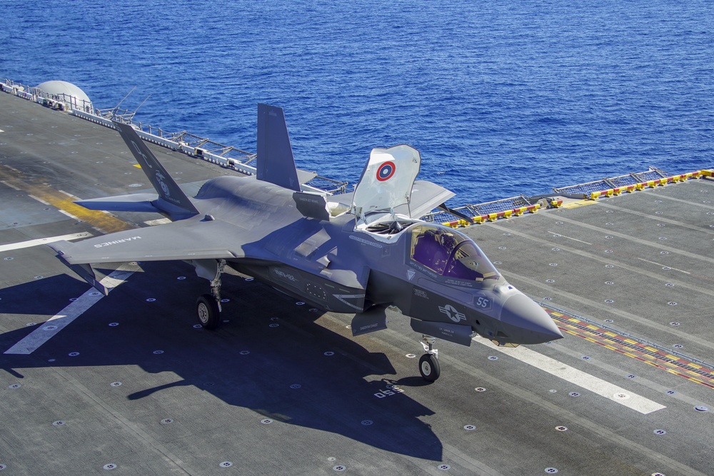 15th MEU F-35Bs conduct flight operations aboard USS Makin Island