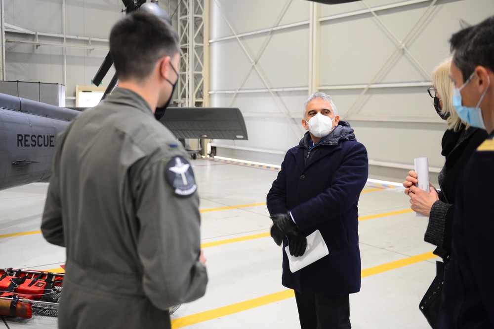 Pordenone Prefect visits Aviano